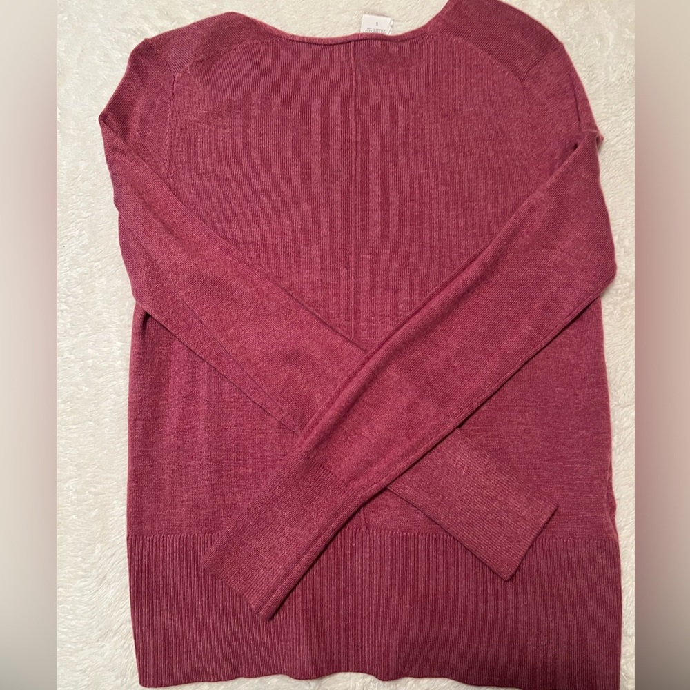 NEW NWT Loft Rib Trim V Neck Sweater Color: Crushed Berry Heather
